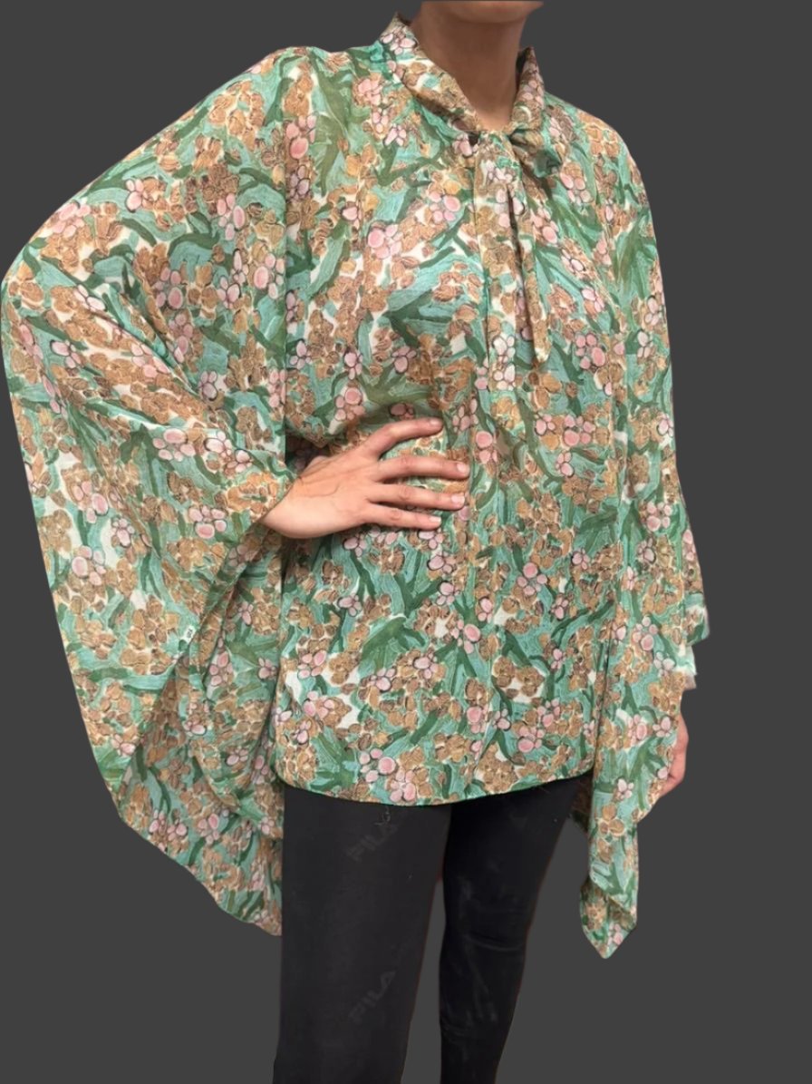 Garden Breeze Ponchos Free Size.