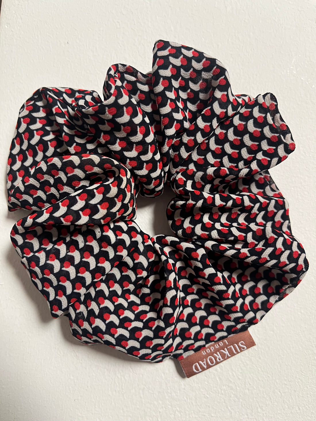 SCRUNCHIES Tommy Girl -Large delivery in 2-3 days .