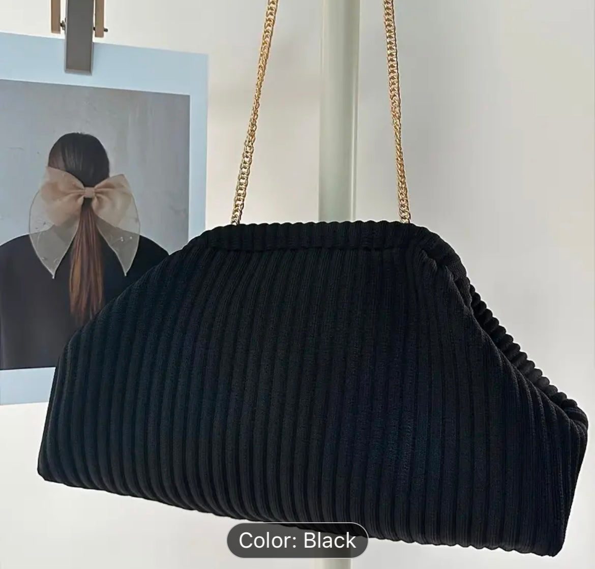 fashion Knit Black Versatile handbag.